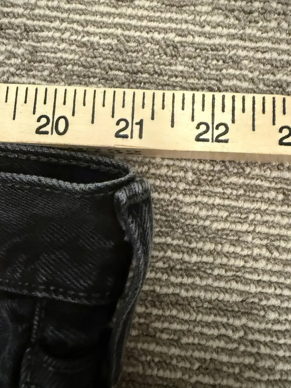 Levis 501 Jeans Mens 42x32 Black Straight Leg Button Fly Denim Classic Fit